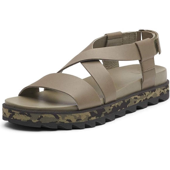 🎉Like New🎉 Sorel Leather Roaming sandals Sage Size 6.5 Camo Bottoms - Picture 2 of 12
